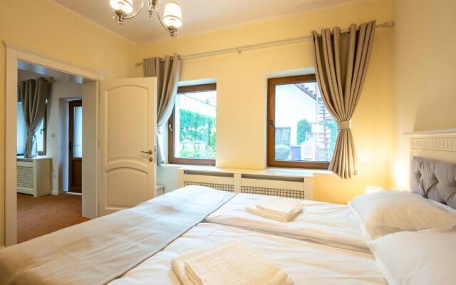 Apartament Hotel H