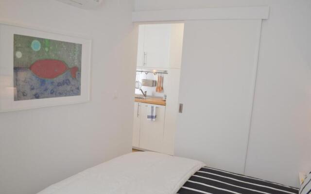 RH Factory 15, Lisbon Apartment