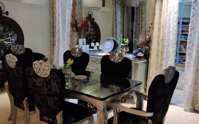 Room in Condo - 'mount View Double-bed' By Aparna Bienvenue !