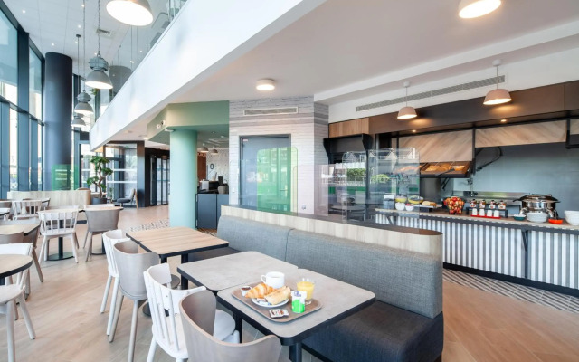 B&B HOTEL Paris Porte de Bagnolet