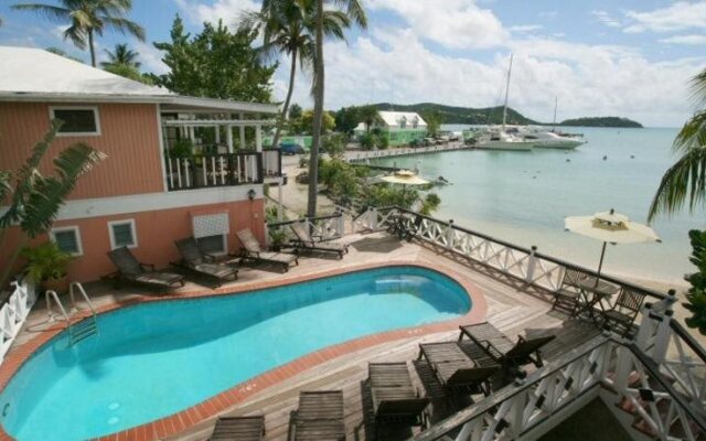 Catamaran Hotel Marina