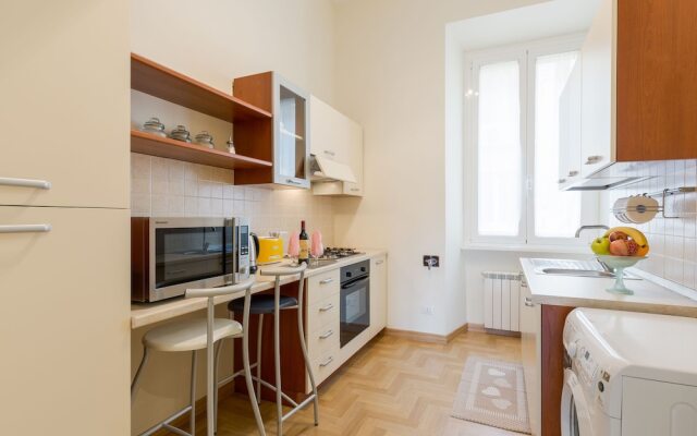 Elegant Apartment in Heart of Rome near Vatican