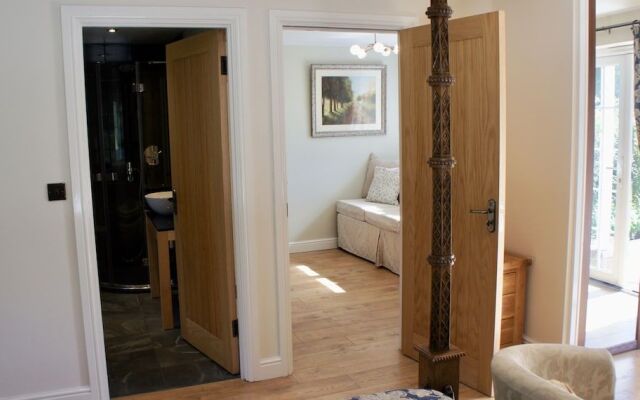 The Lodge Bed and Breakfast