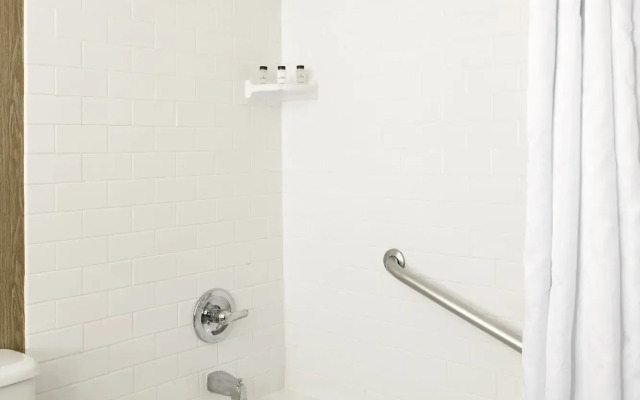 Sheraton Cerritos Hotel