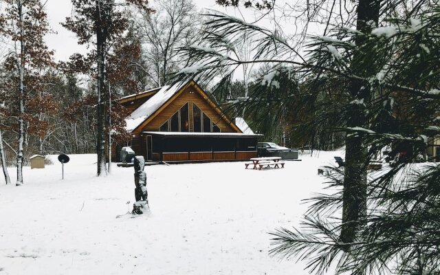 Hidden Forest Retreat