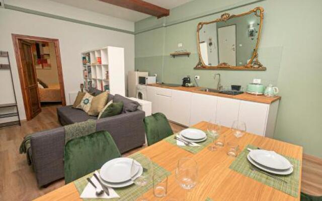 Flat 2 Bedrooms 1 Bathroom - Genoa