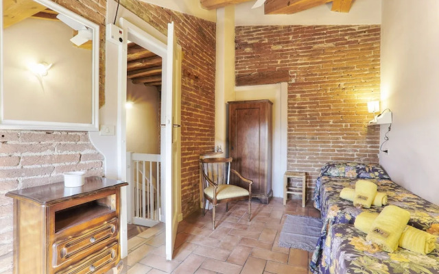 Elegant Panoramic Apartment