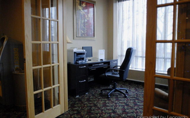 Four Points by Sheraton Toronto Airport East