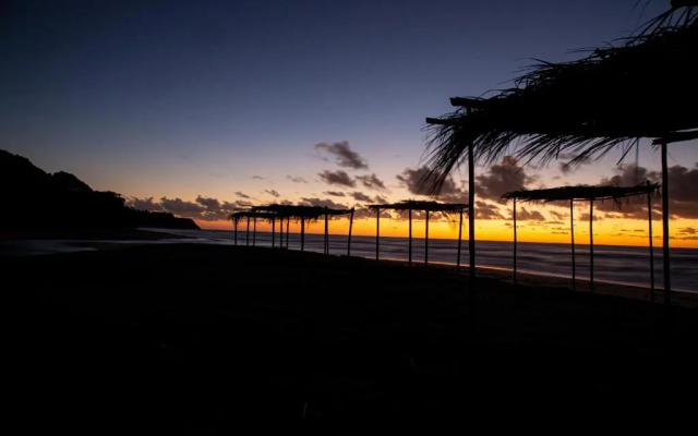 Hotel Calá & Divino