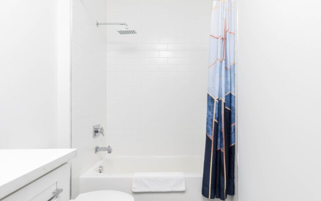 Domio Sylvan Park Stunning 8BR 2 Houses