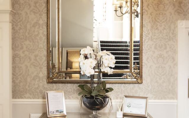 Roundthorn Country House