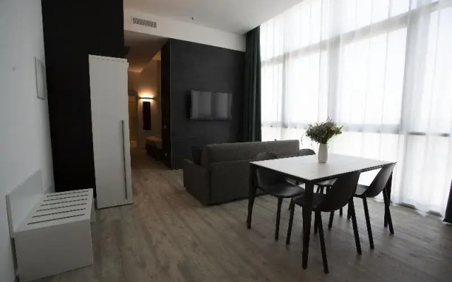 HTM Venice Suite