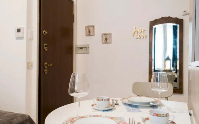 Co-c933-ggar24d1 - Love Smile Apartment
