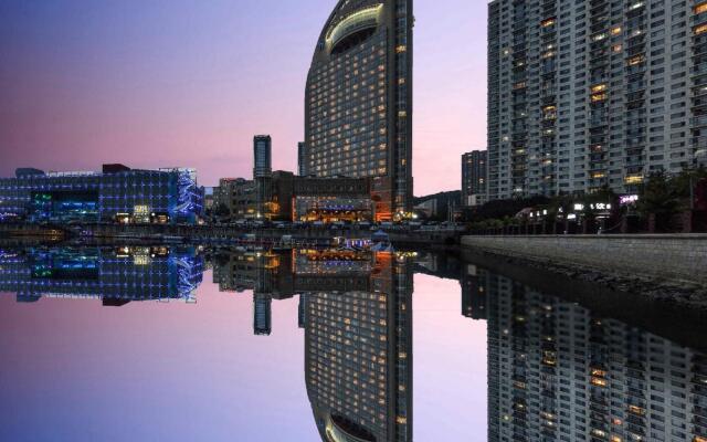 Bayshore Hotel Dalian