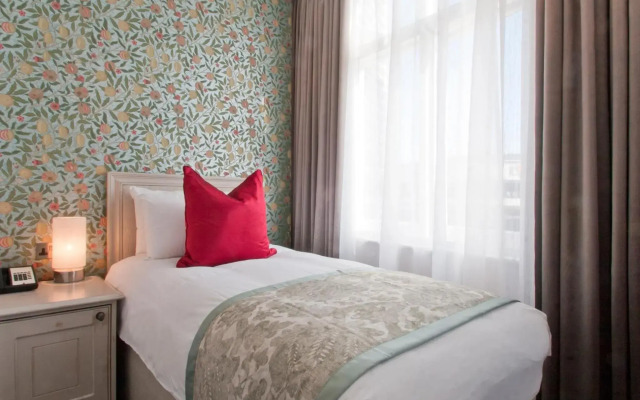 W12 Rooms
