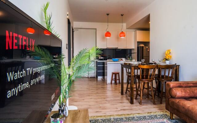 Emporis SOHO Residence by Airhost