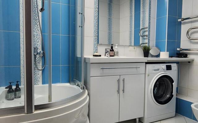 Апартаменты WinWin (ВинВин) в центре у набережной озера Кабан