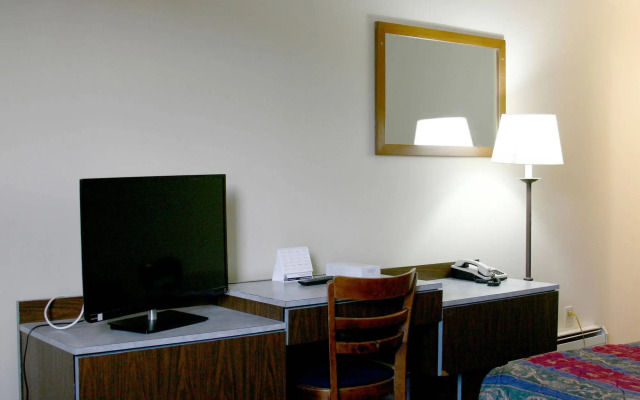 Springs Motor Inn