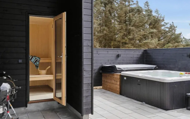 5 Star Holiday Home in Lokken