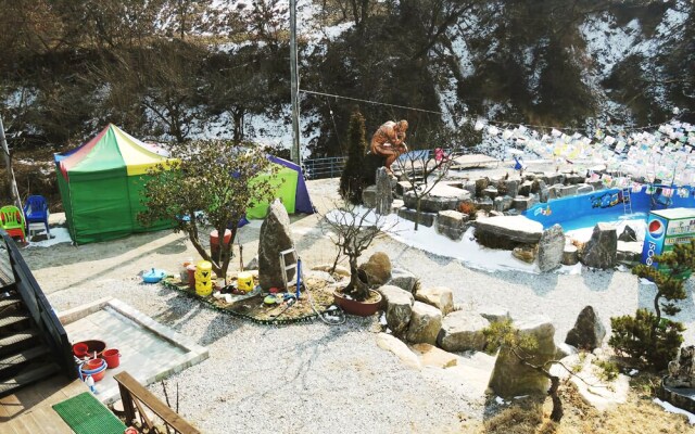 Wangju Godeok Pension