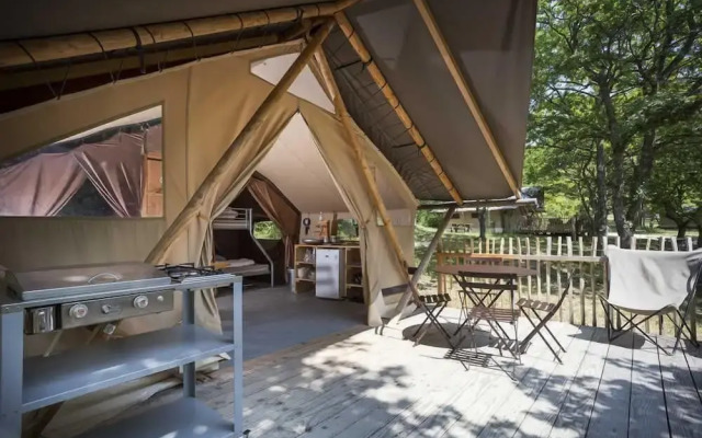 Village Huttopia Senonches