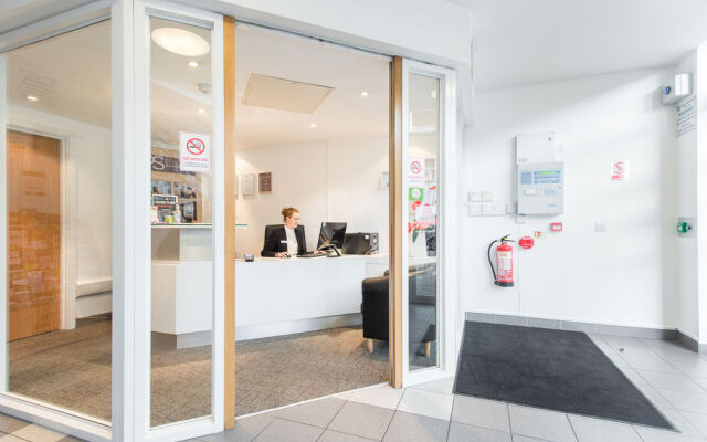 PREMIER SUITES Birmingham