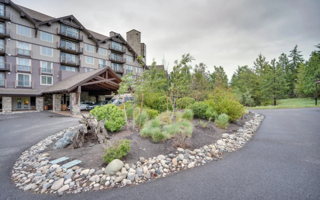 Pet-friendly Cle Elum Condo - Hike, Ski & Relax!