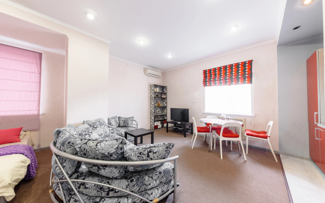 LetoApart на Адмирала Серебрякова 1