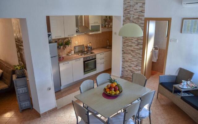 Apartman Lucija