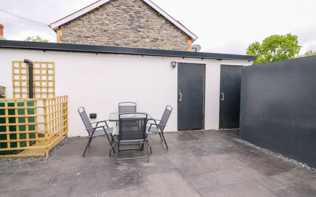 1 Poplar Terrace