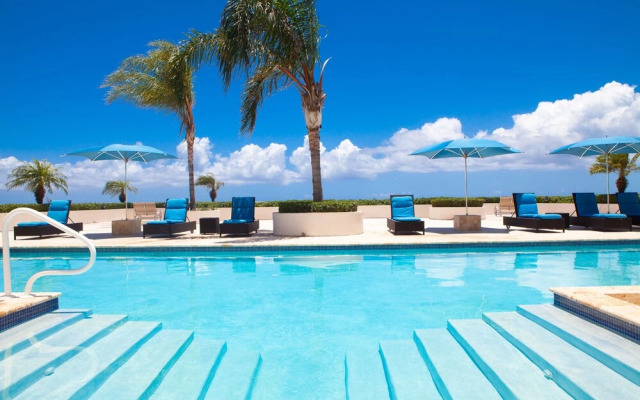 La Vista Azul Modern Condo Ocean Views