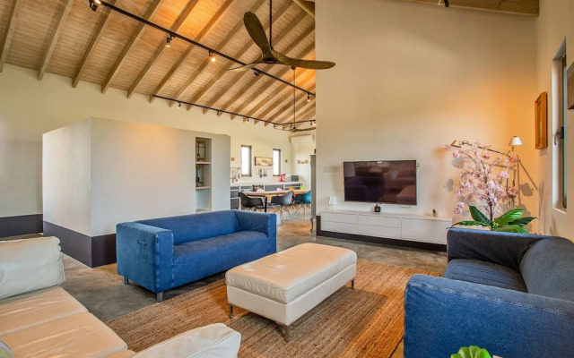 Luxurious Ocean View Getaway!