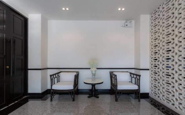 MORA Boutique Hotel