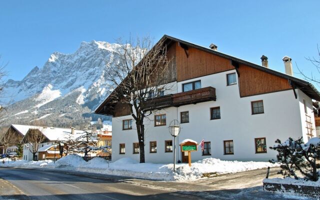 Spacious Apartment in Ehrwald With Balcony