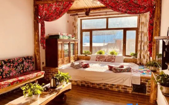 Wuchang Xuegu Another Home Hotel