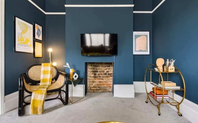 The Hackney Secret - Stylish 2bdr House With Garden, London