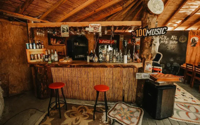 Kayserkaya Cottages & Camping