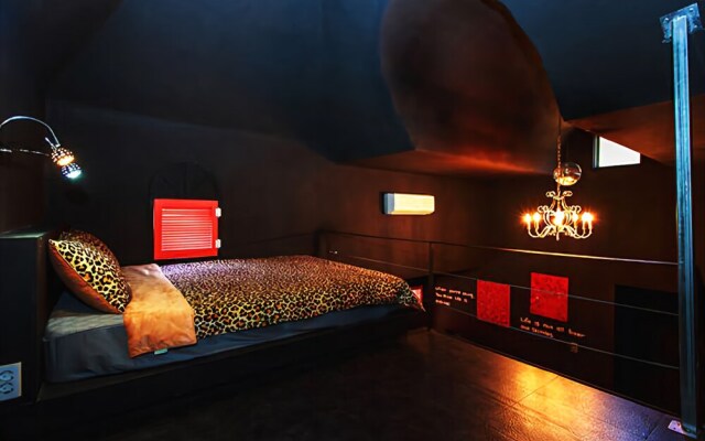 Chuncheon see and black pension