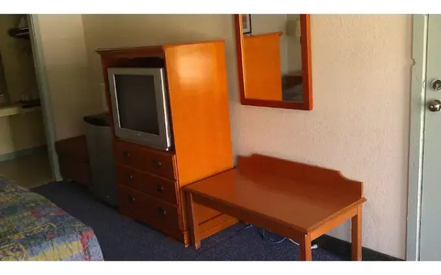Sunrise Inn