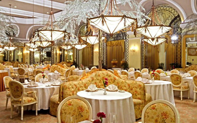 The Manila Hotel
