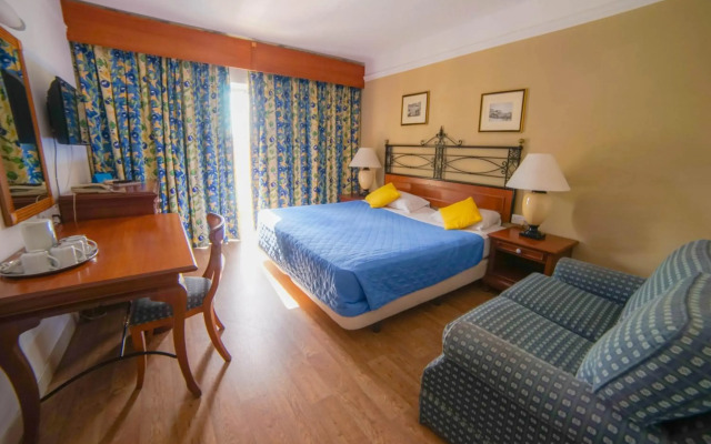 Topaz Hotel