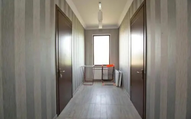 House 105 Sherif Khimshiashvili