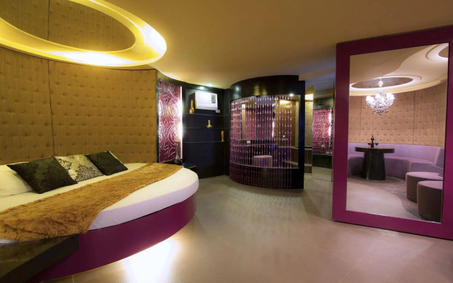 Victoria Court Las Piñas
