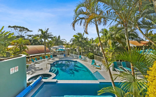 Lennox Beach Resort