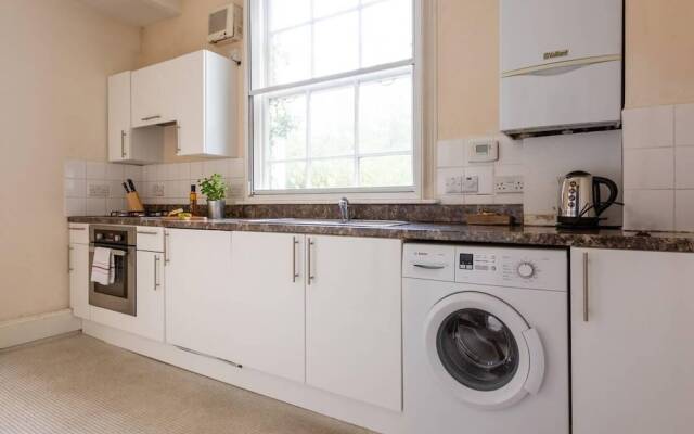 Lovely 1 Bedroom Flat in Camberwell