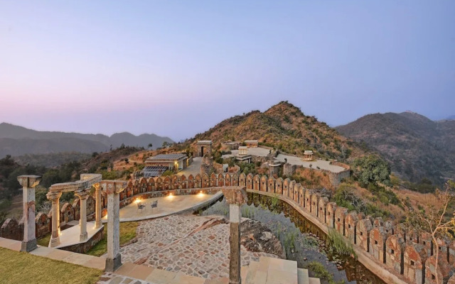 Fateh Safari Suites by Fateh Collection