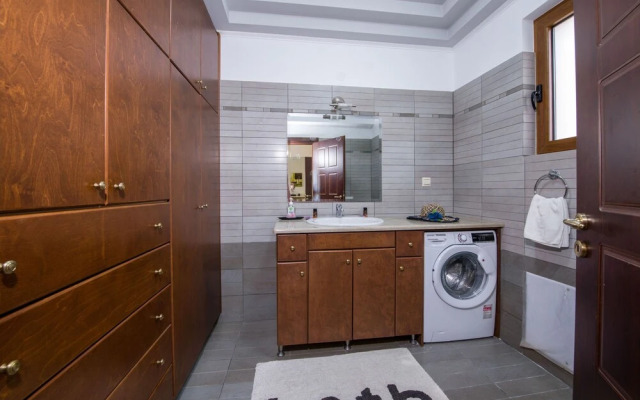 "villa Anna 3 Bedrooms With Private Pool"