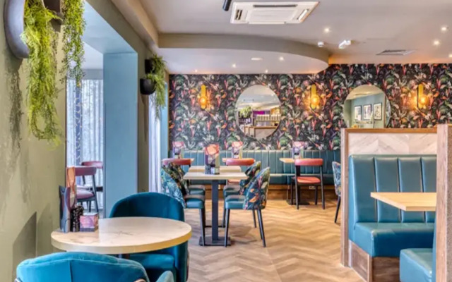 Premier Inn Poole North