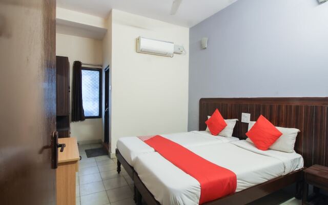 OYO 70733 Hotel Regal
