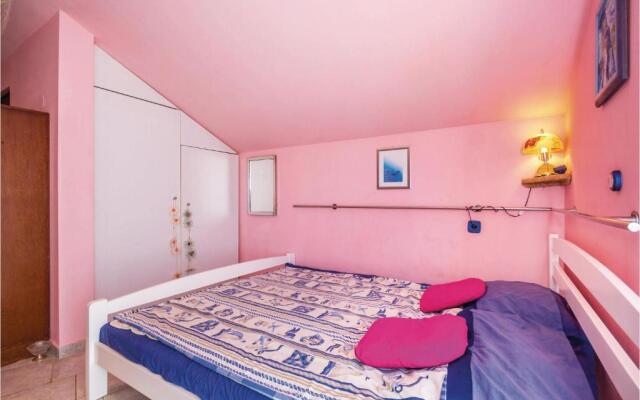Stunning Apartment in Karlobag With Wifi